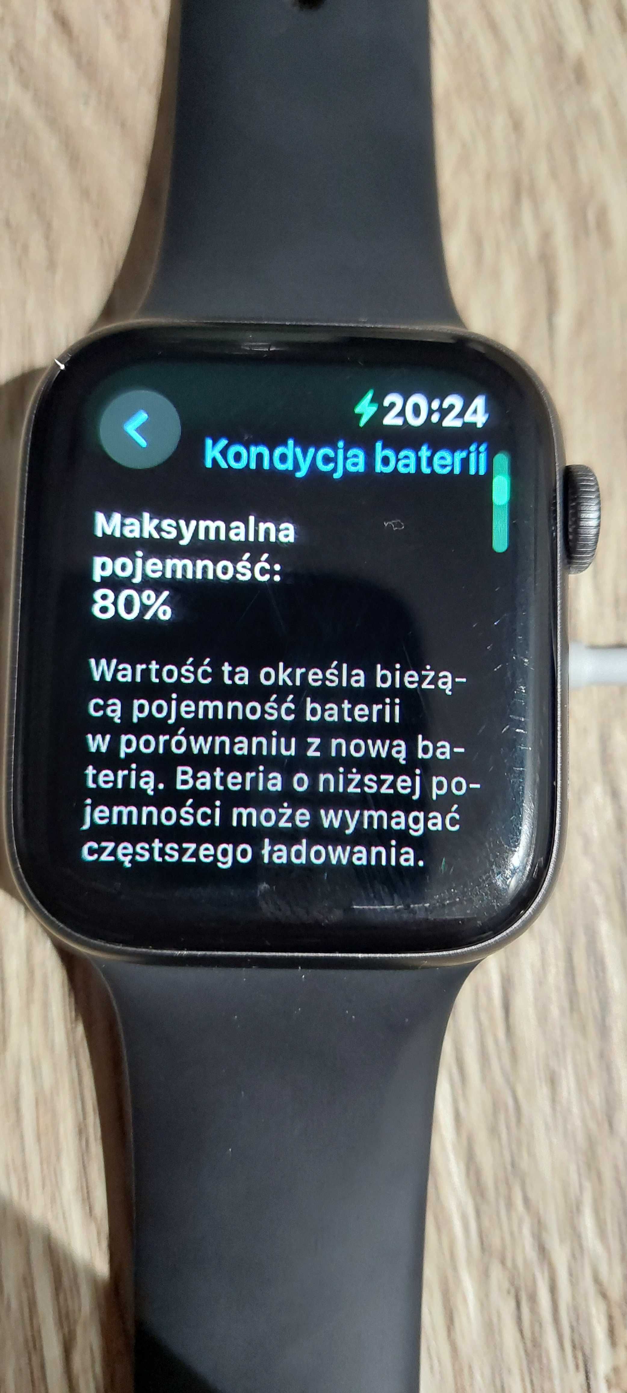 Apple Watch Series 4 44 mm stan bardzo dobry 80% bateria + paski