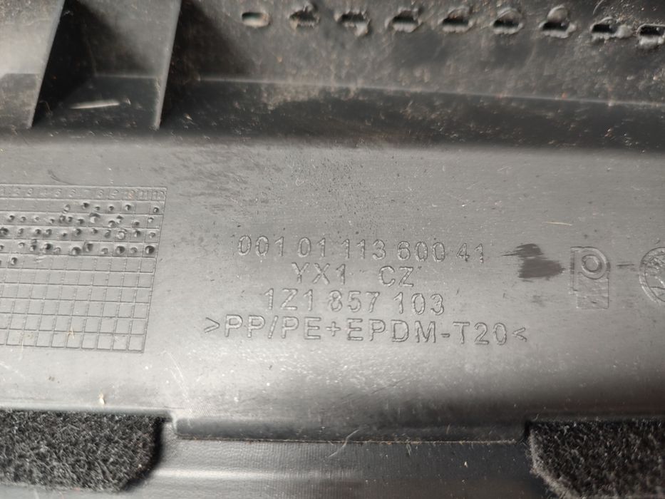 Бардачок Шкода Октавія А5 бардачок пасажира салона Skoda Octavia A5