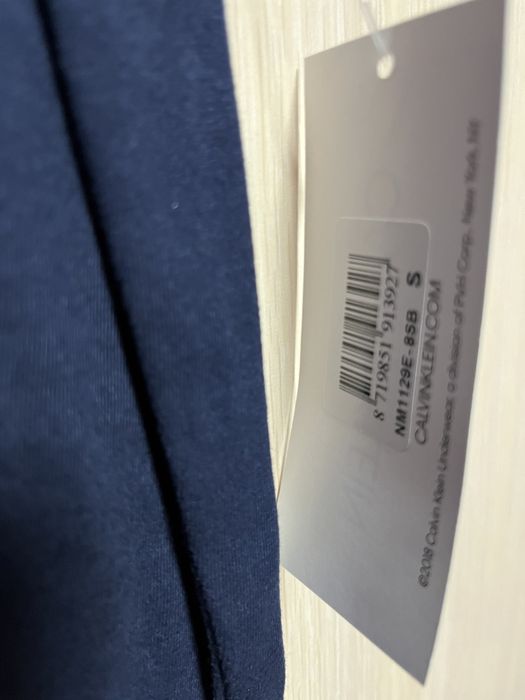 Calvin Klein t-shirt r S granatowa koszulka z napisem dość luźna