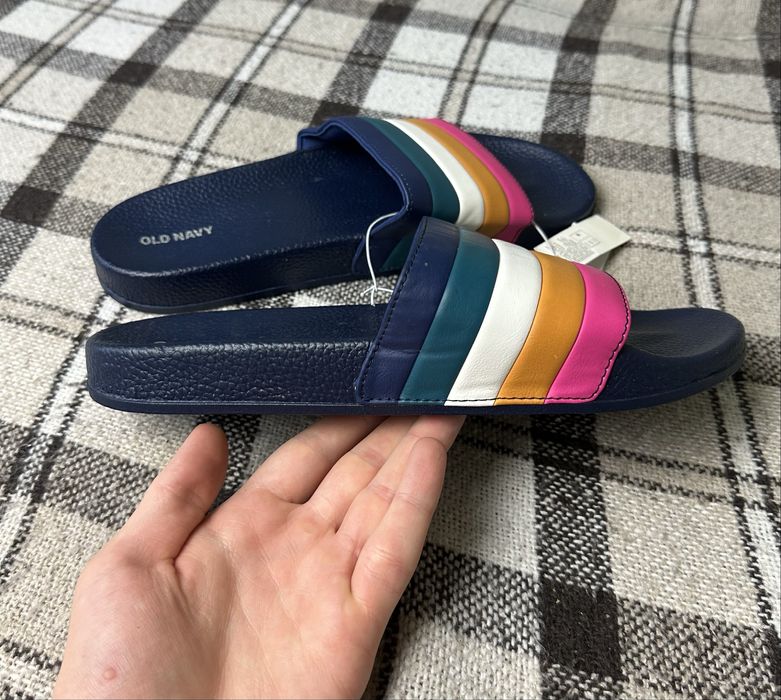 Нові оригінальні шльопки тапочки Old Navy на стопу +- 27 см 42 р