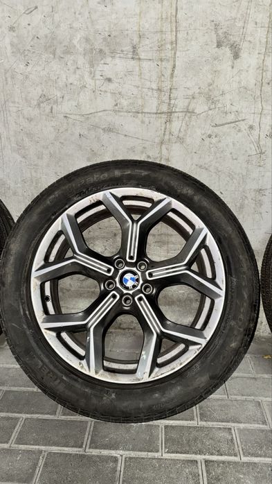 Оригінальні диски BMW R19 + всесезонні шини Pirelli Cinturato P7 (RF)