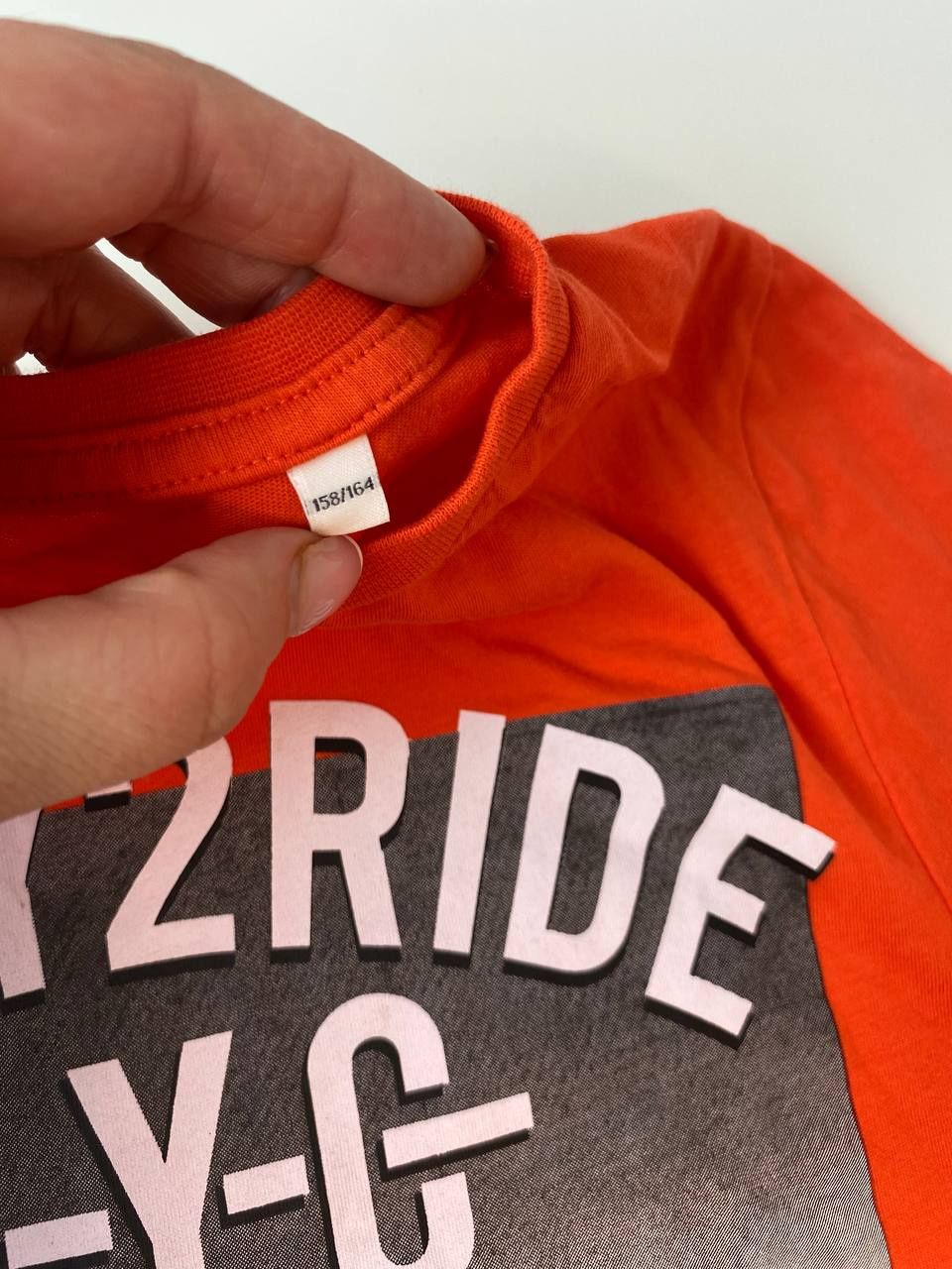 Nowy t-shirt koszulka