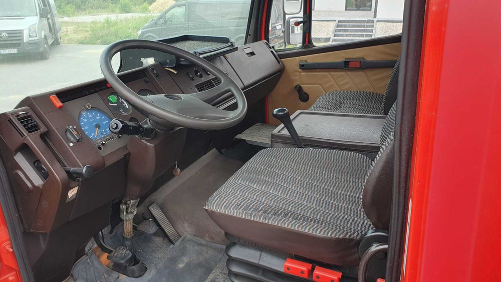 Mercedes 817 – zabytek, nowy silnik, po renowacji