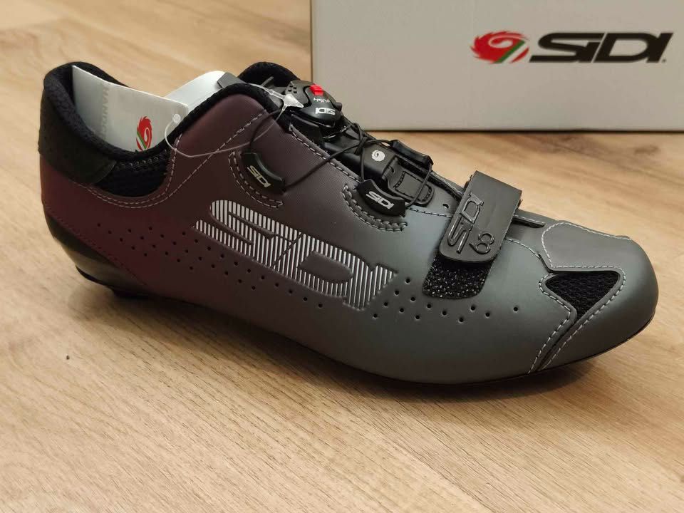 Sapatos de estrada SIDI Sixty Carbon "Novos"