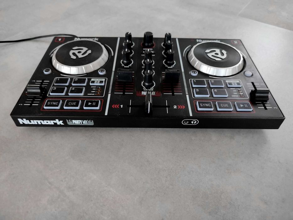 Kontroler Dj Numark Party Mix konsola mikser z RGB