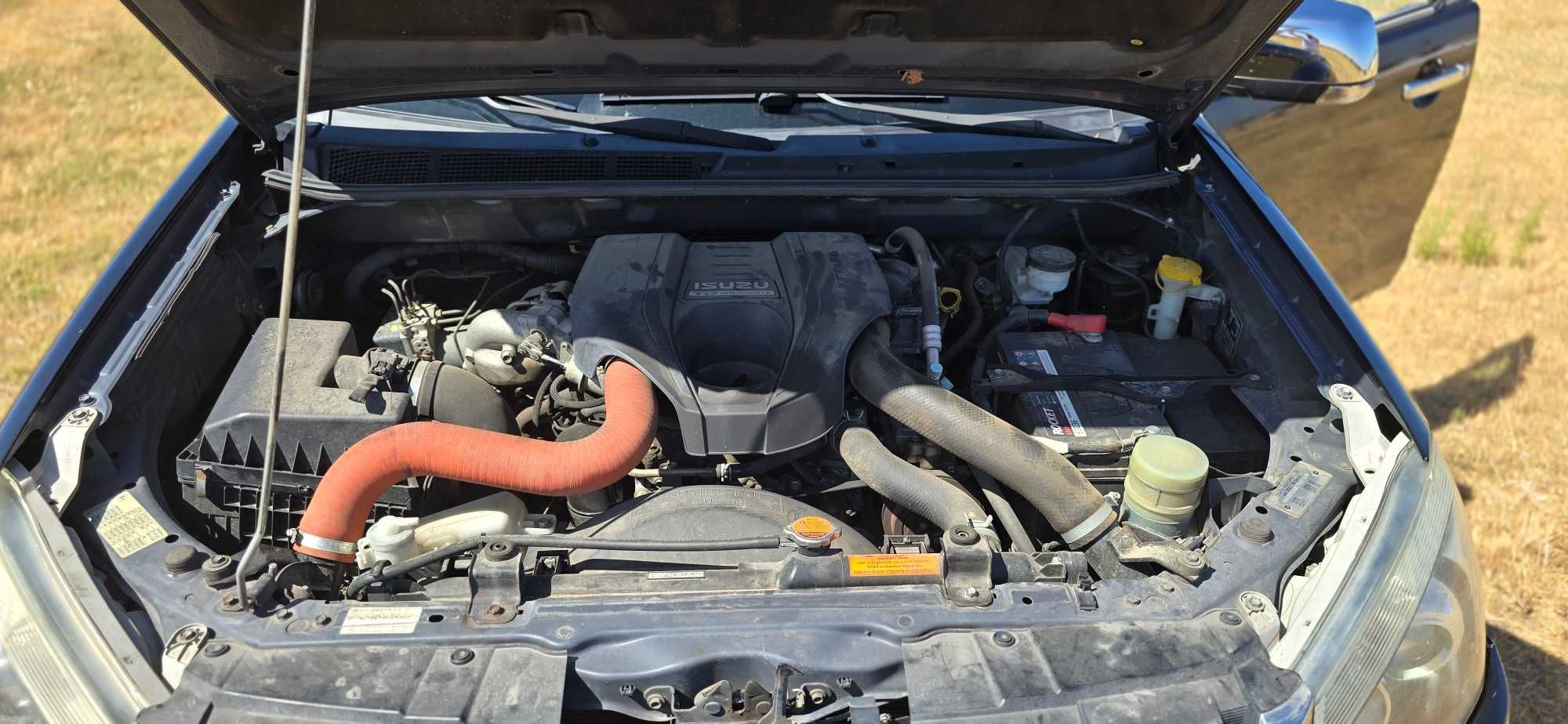 Isuzo D-max  2.5 diesel