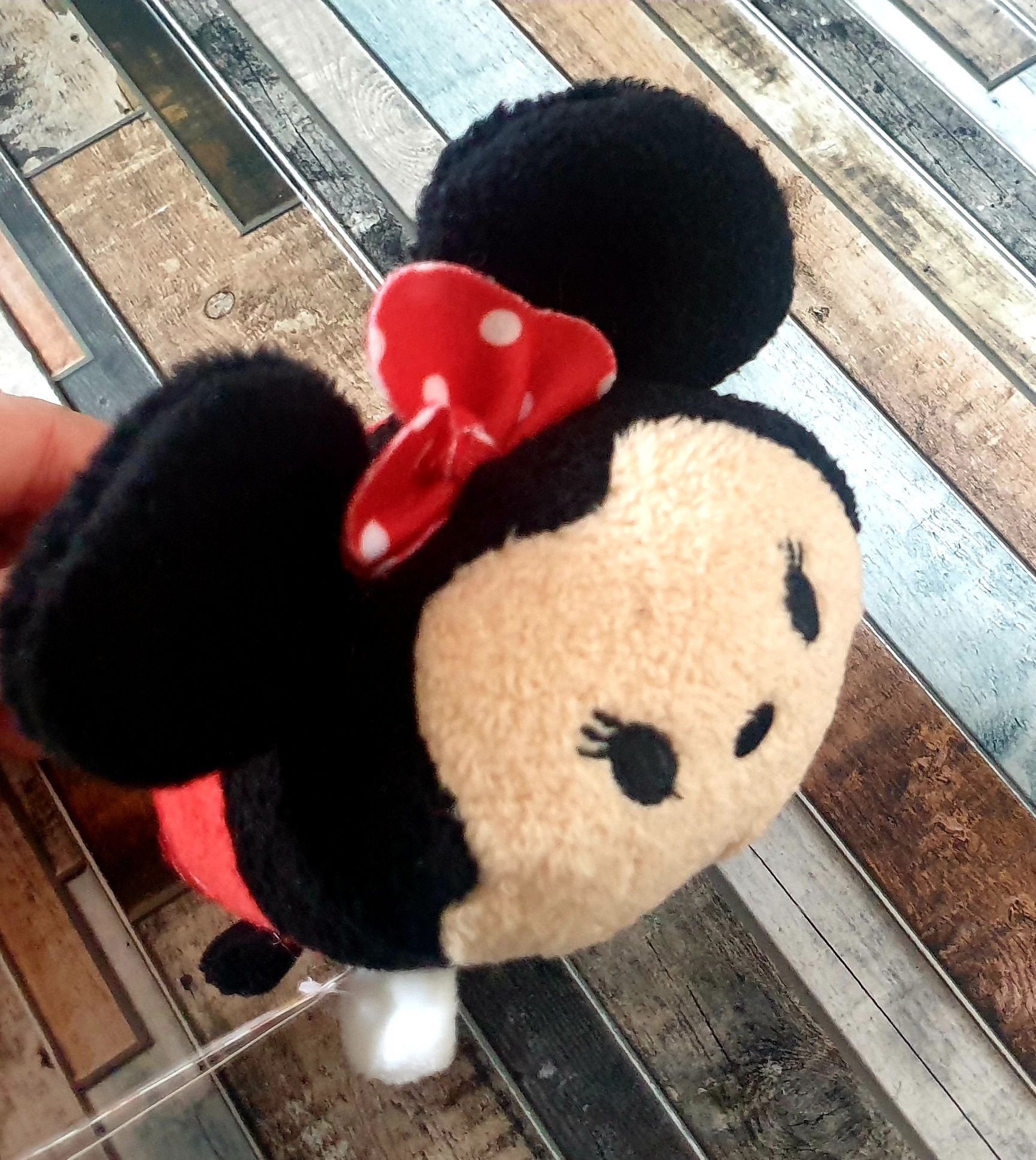 Tsum Tsum pluszak Disney dźwięk światło