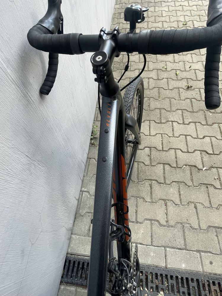 Gravel męski Giant Revolt 2