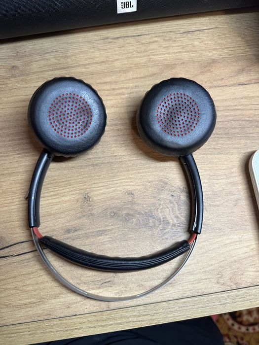 Plantronics voyager focus uc b825-m