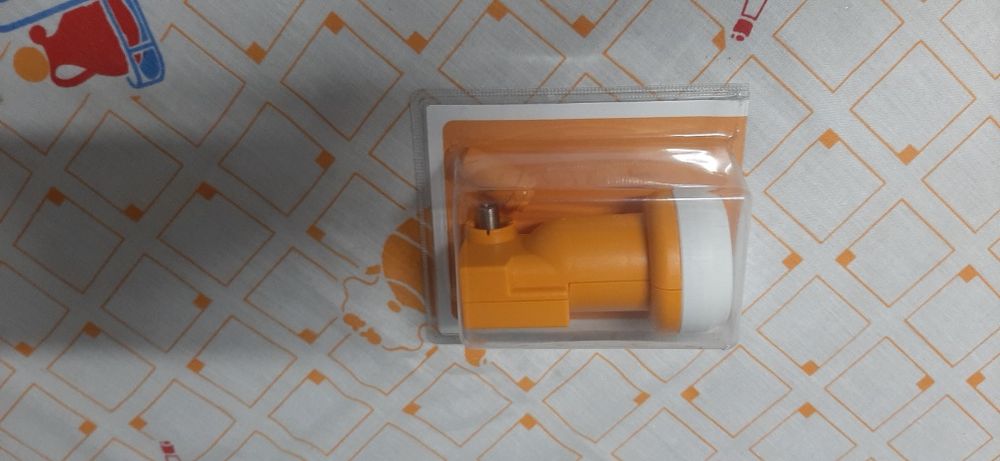 2 LNBS parabolica TELEVÉS