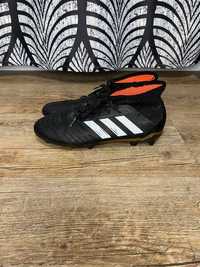 Korki piłkarskie czarne Adidas Predator 18.1 FG Junior r. 38 2/3