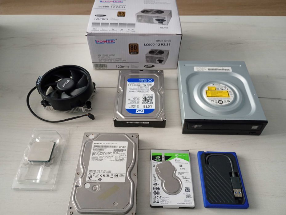 Procesor 2200G/Zasilacz/Dyski/DVD