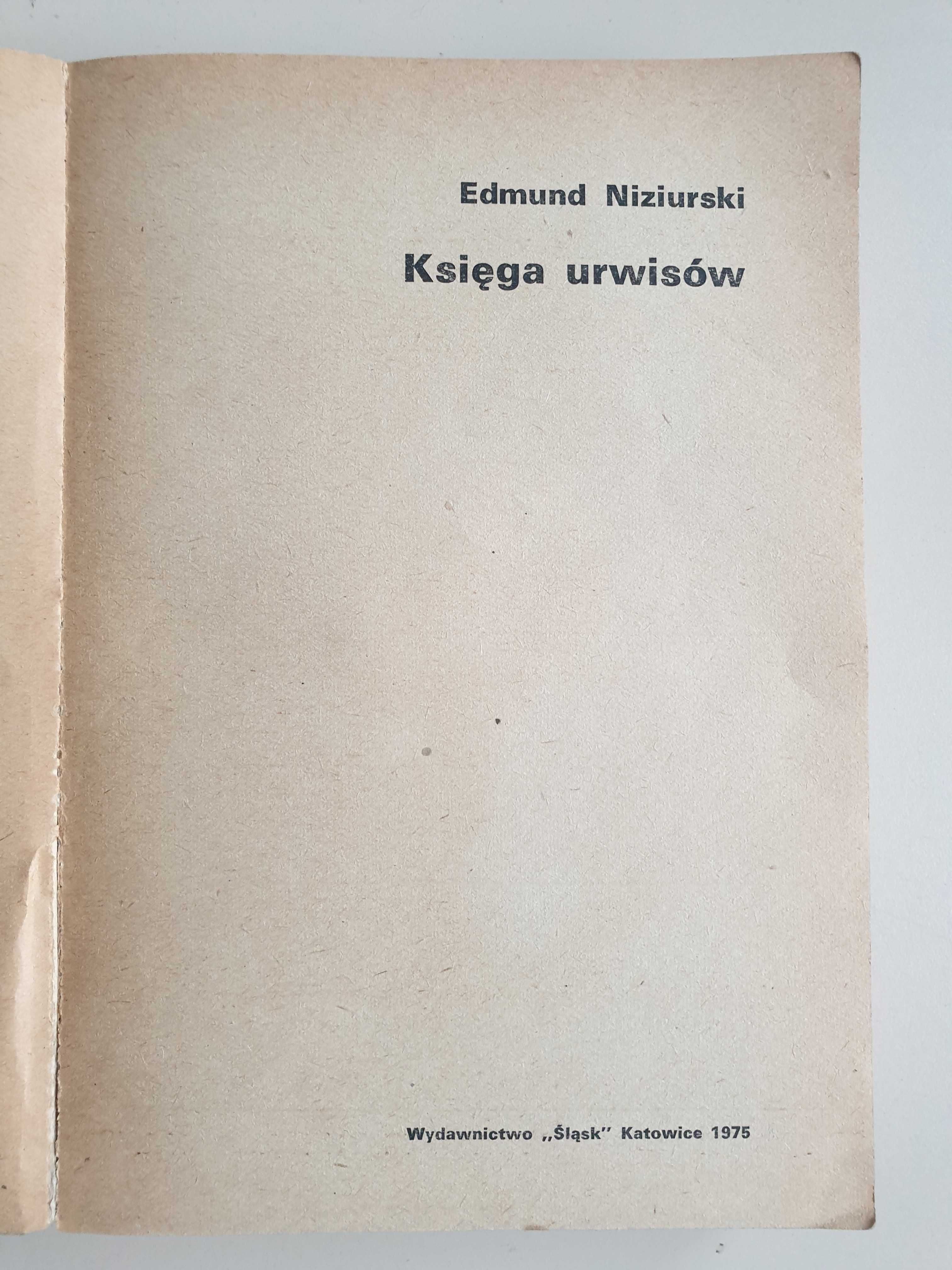 Księga uwisów - Edmund Niziurski 1975