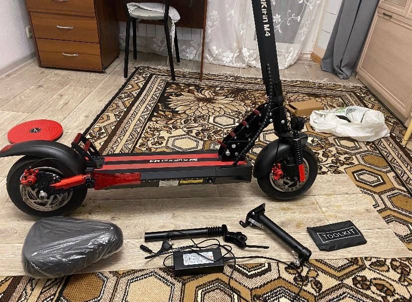 Електросамокат kuggo m4 в чудовому стані Срочно!!
