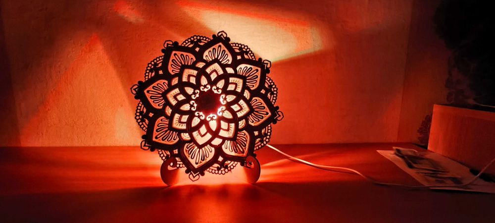 Lampka LED mandala