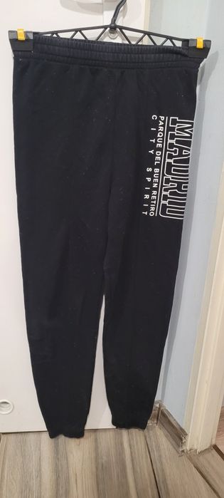 Spodnie dresowe r. 170 h&m