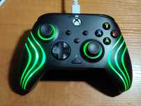 Kontroler PDP Xbox i komputer Pad przewodowy Rematch Afterglow świeci
