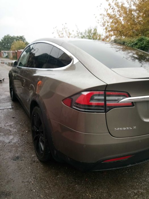 TESLA model X p90 16рік