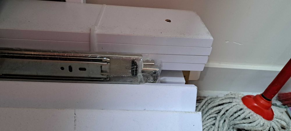 Рейка для кронштейнів та флейт