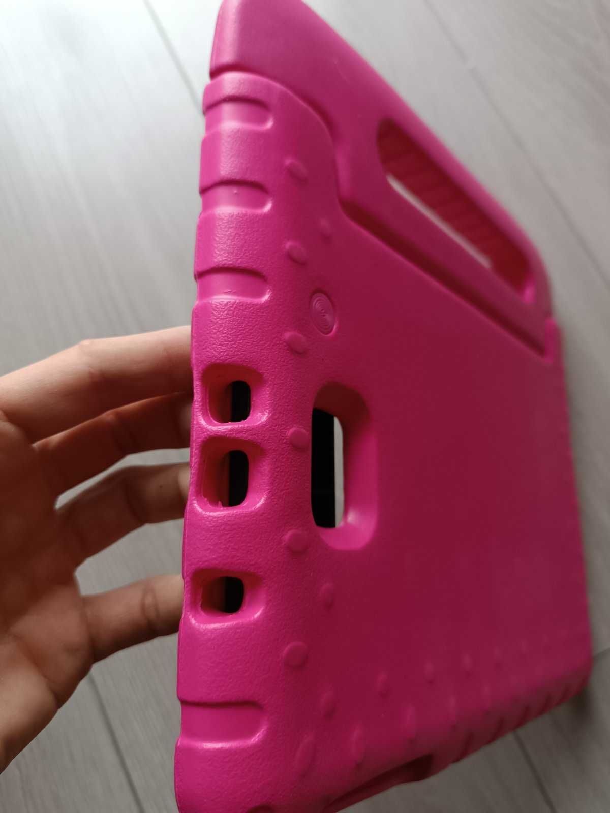 Etui na tablet Samsung 580N / T585N