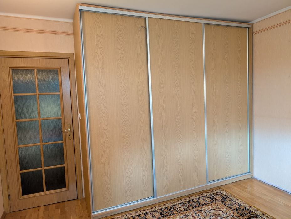 Szafa na wymiar 3-drzwiowa 251cm