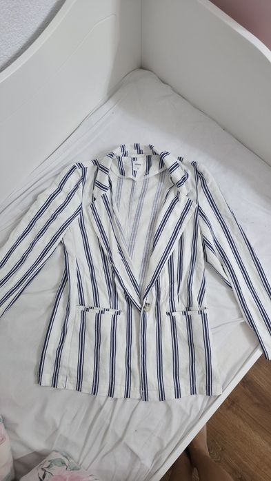 Biała Lniana marynarka w paski elegancka na lato sinsay żakiet