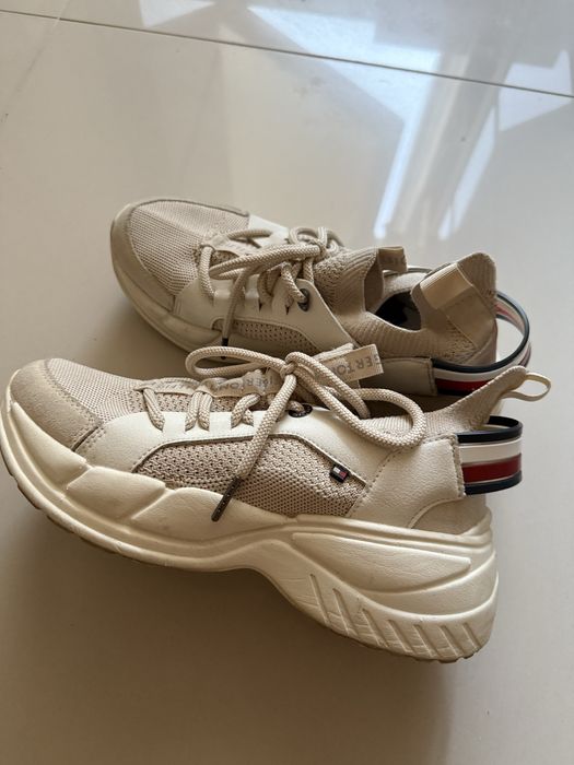 Sneakersy buty TOMMY HILFIGER New Chunky rozmiar 40 beżowe kremowe