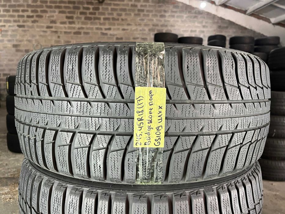GS1019 Зимові шини 245/45r18 Bridgestone Blizzak LM001 пара резина р18