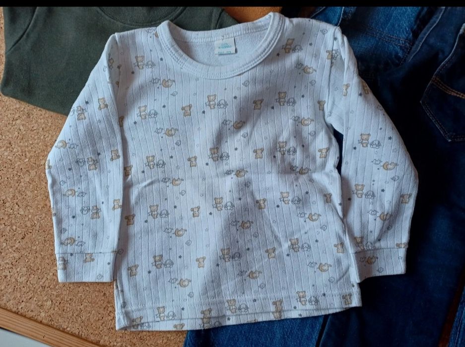 Conjunto de roupa de criança