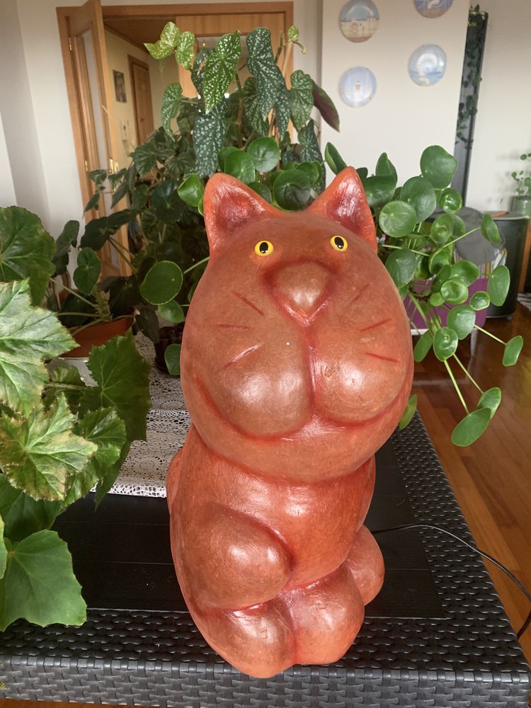 Candeeiro resina em forma de gato
