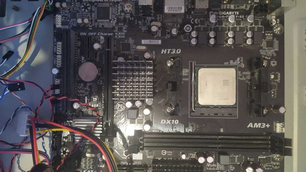 Комплект FX 6300 + Gigabyte GA-78LMT-S2 + 2x4 GB DDR3 + WD 500 GB