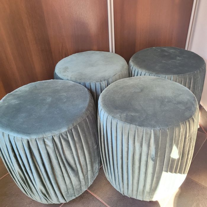 Pufy - ciemna zieleń