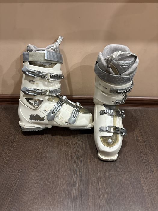 продам хардботи Head Dream w100