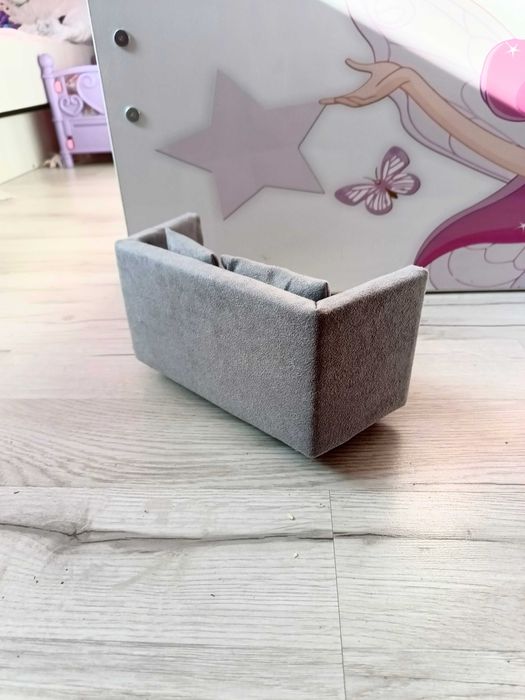 Lalki barbie,meble dla lalek,kanapa