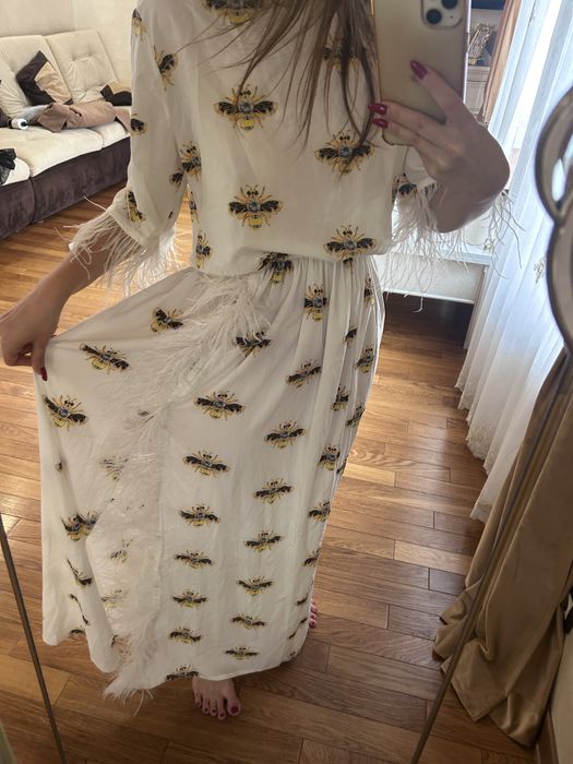 Довге плаття з пірям ,розмір s ,один раз одягла