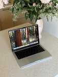 MacBook Pro 14” M4 | 16 GB RAM | 512 GB SSD | Silver
