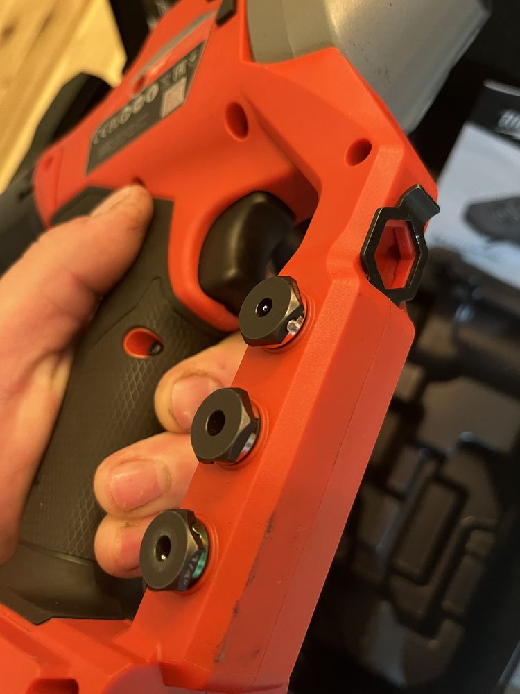 Milwaukee M18ONEFPRT-202X LED 18V 2 x 2.0Ah Li-Ion
