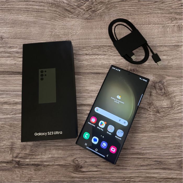 Telefon Samsung ultra S23 utra 8/256g jak nowy Komplet