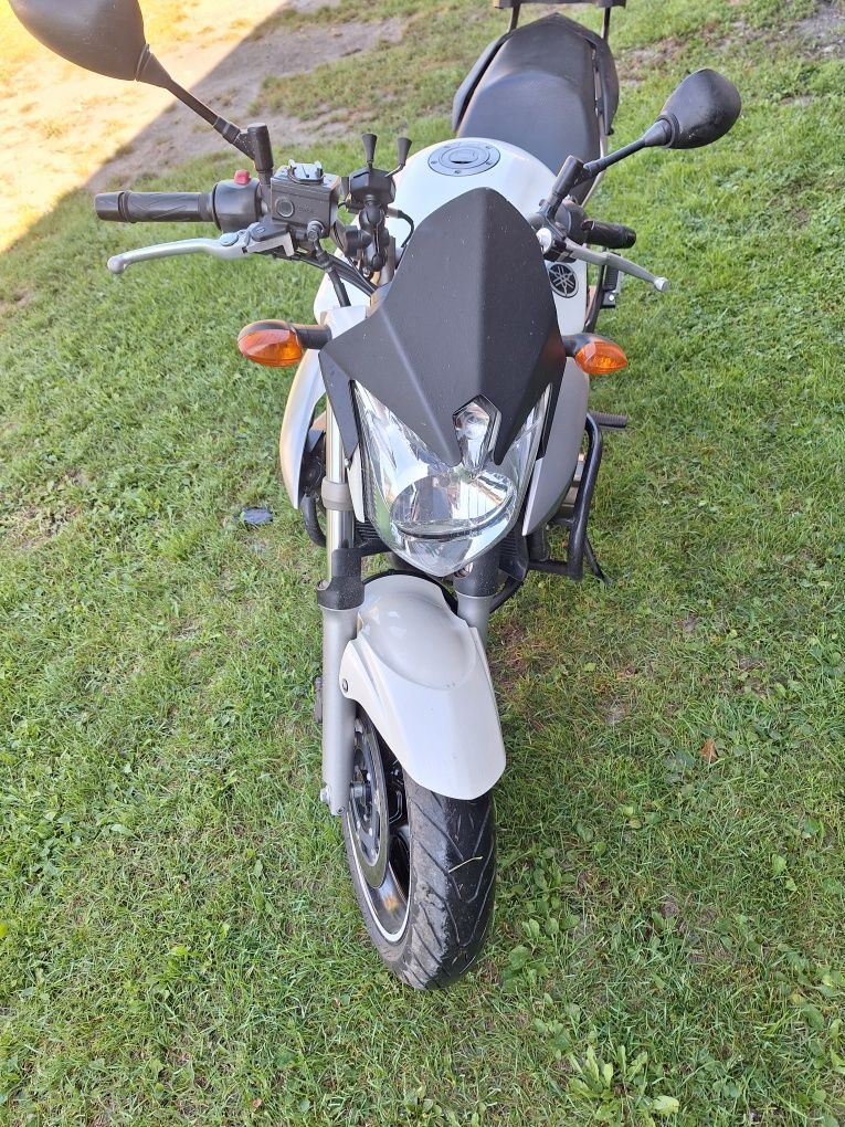 Yamaha xj6 2009r