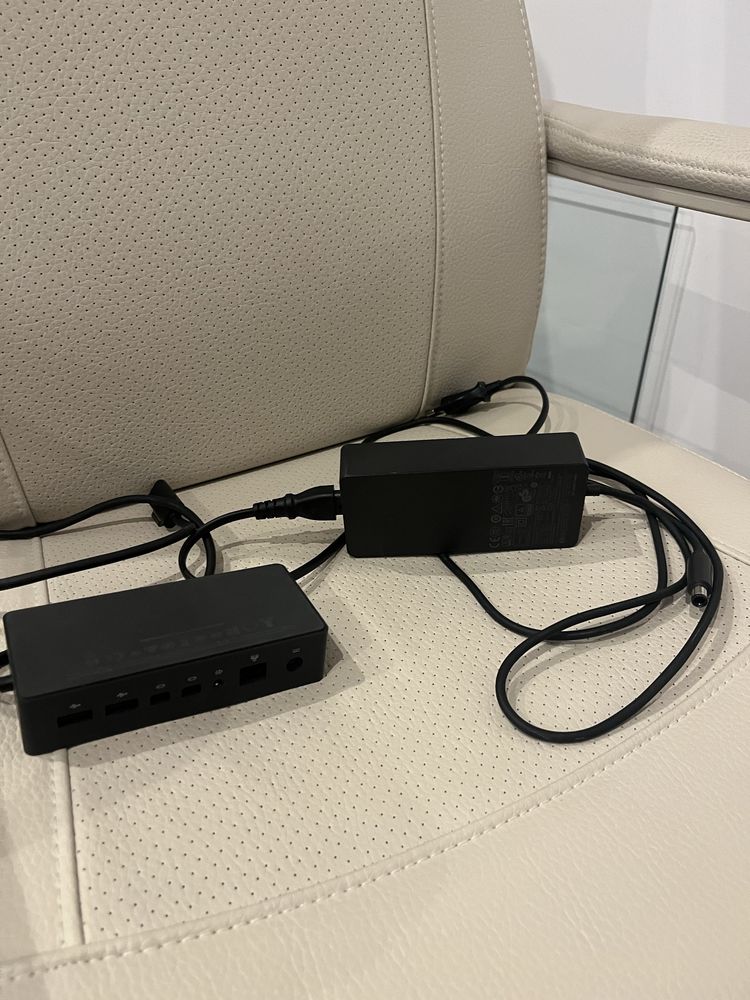 Microsoft Surface Dock (1ª geração)