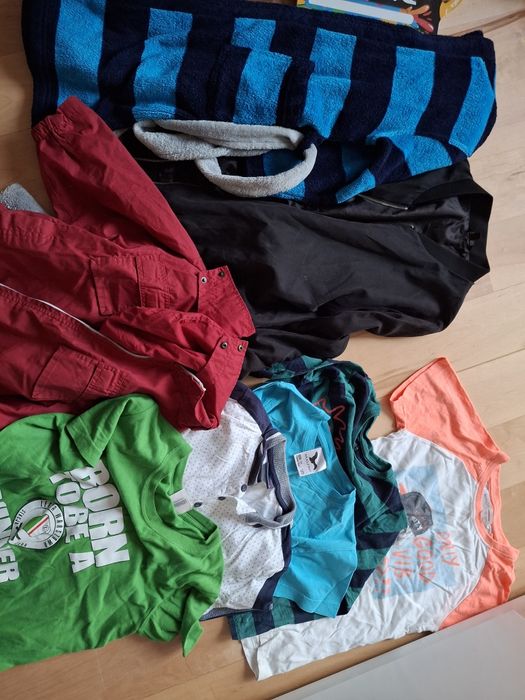 Ubrania 128-134 różne