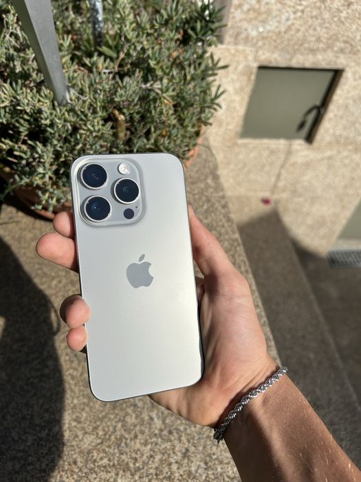 Iphone 15 pro 256gb Como Novo!!! 90% Bateria