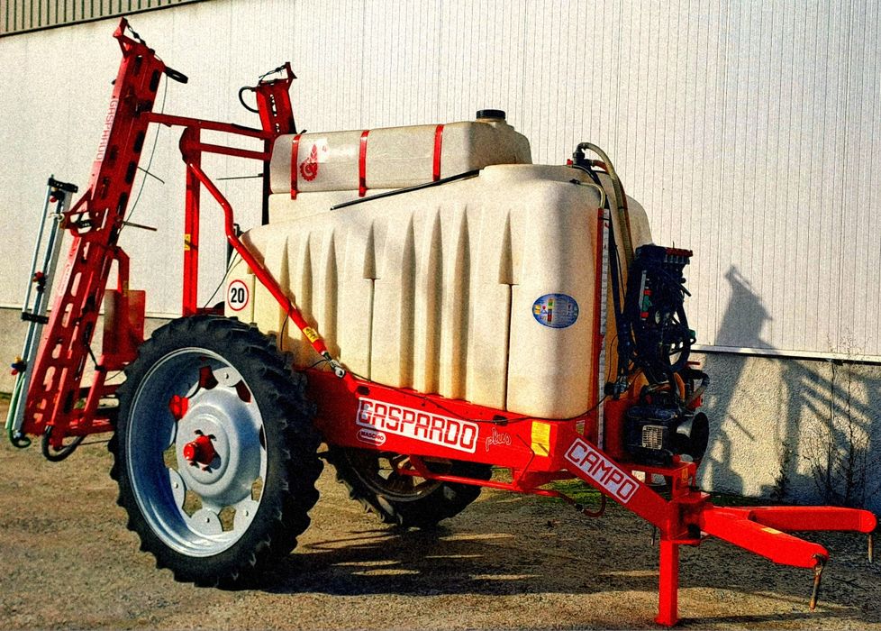 Opryskiwacz Gaspardo Skrętny dyszel 15m 3000L