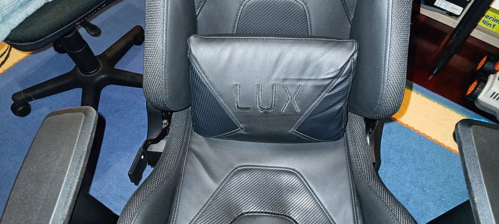 Cadeira Gaming LUX VARR