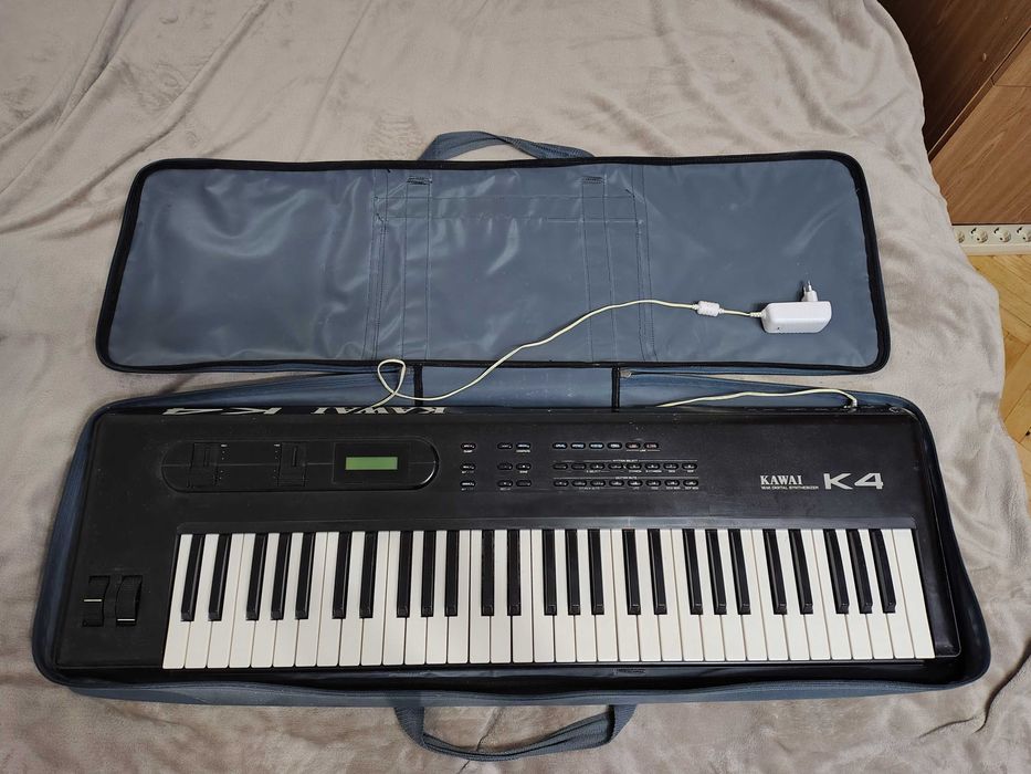 Вінтажний синтезатор Kawai K4 1989 (made in Japan)