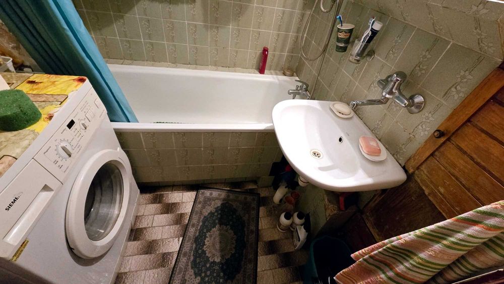 Zamykany pokój duży os.Staszica, umeblowany z tv.