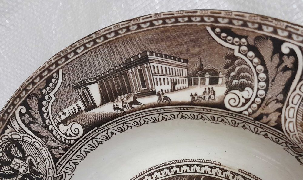 Винтажная 150летняя тарелка  "Памятник графу М.С. Воронцову в Одессе"