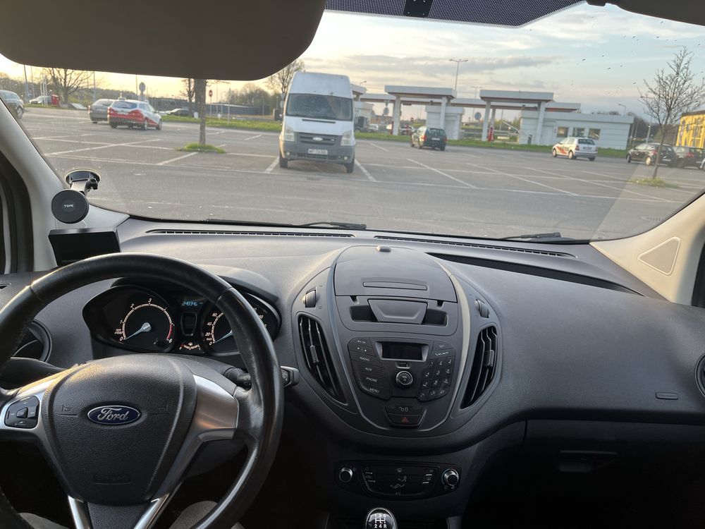 Ford Transit Courier