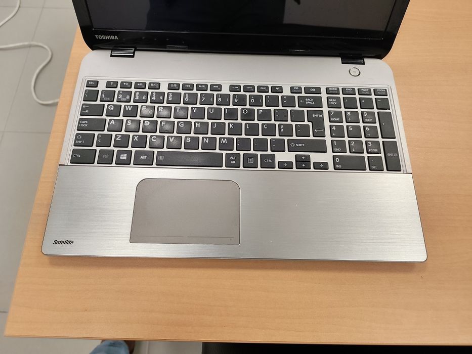 Toshiba M50D-A Quad Core com 8gb RAM e 240gb SSD novo
