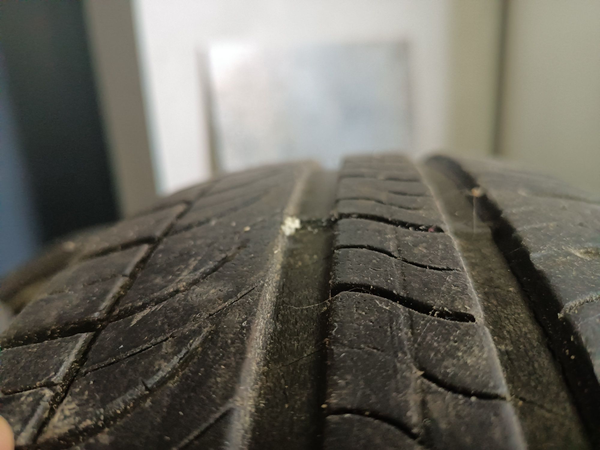 4 sztuki Michelin 155/65R14 75T radial x lato